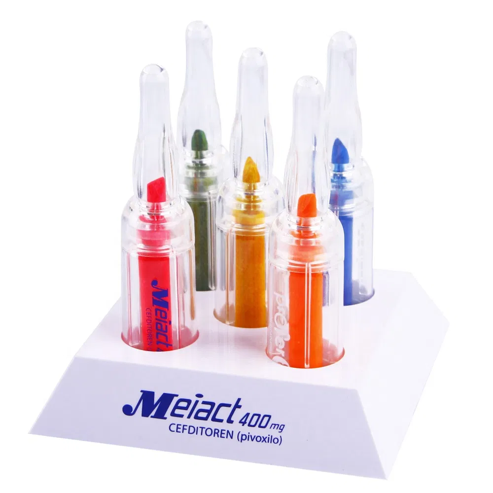 Portapenne in plastica da appendere, un Multi